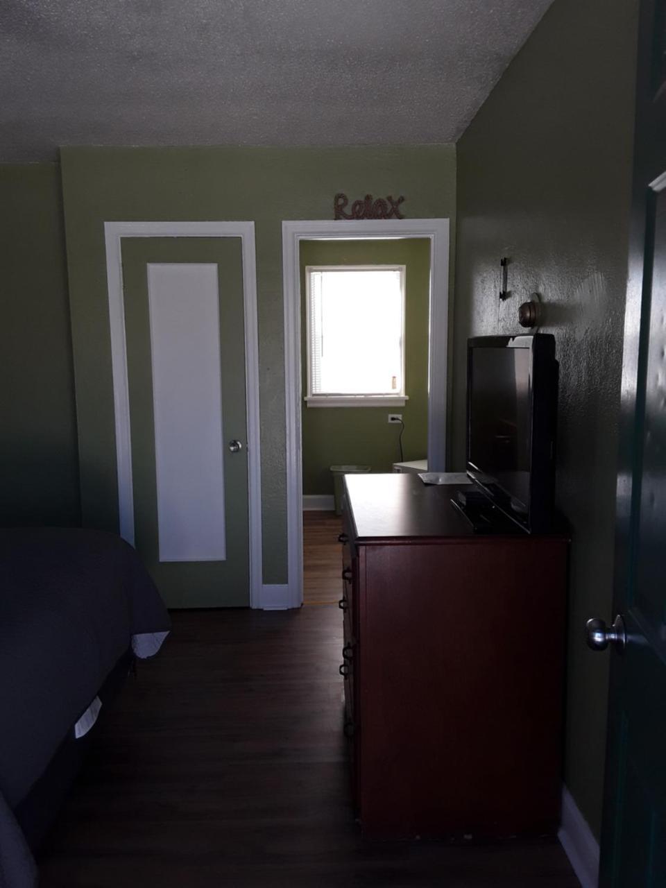 Eddy'S Motel Butte Buitenkant foto