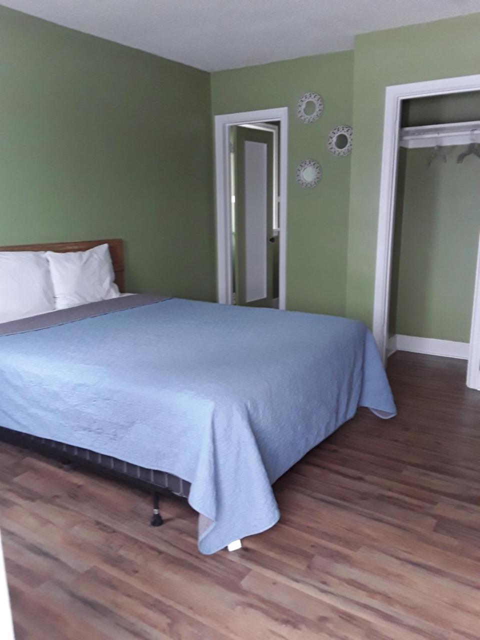 Eddy'S Motel Butte Buitenkant foto